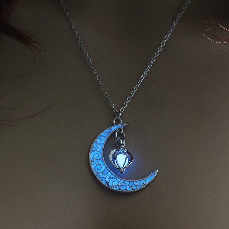 Glowing Pendant Necklaces Silver Plated Chain Necklaces - More bang for your bucks