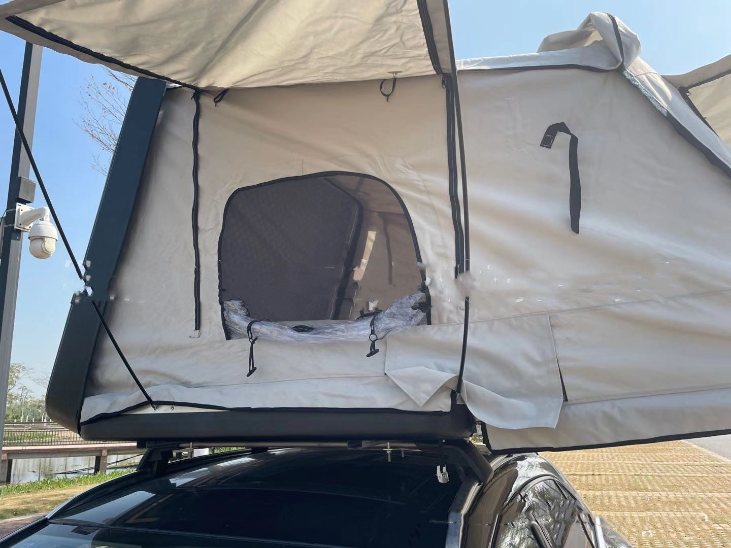 Car Fully Automatic Two Person Car Side Tent - More bang for your bucks