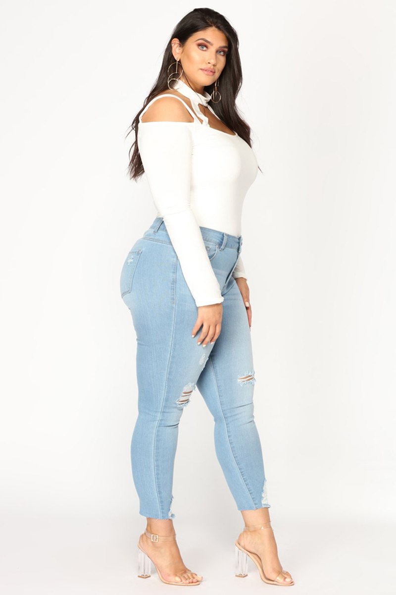 Large size women's hole jeans women's clothing - More bang for your bucks