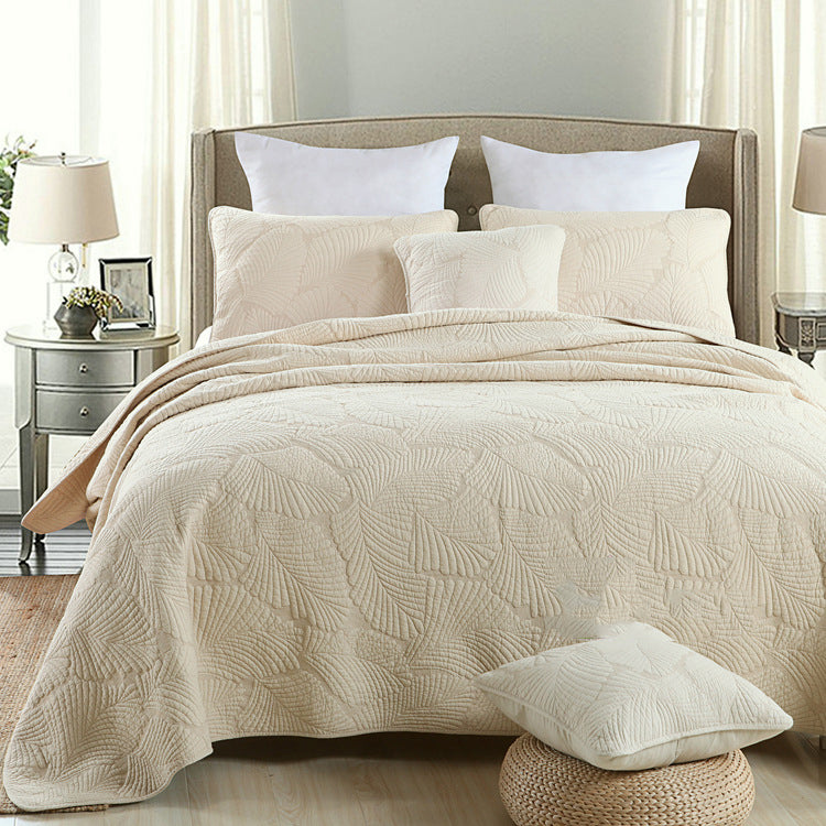 Three-piece bedding set