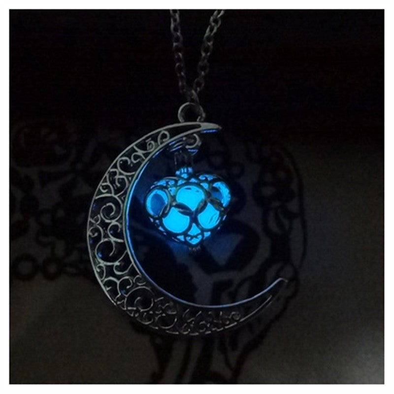 Glowing Pendant Necklaces Silver Plated Chain Necklaces - More bang for your bucks